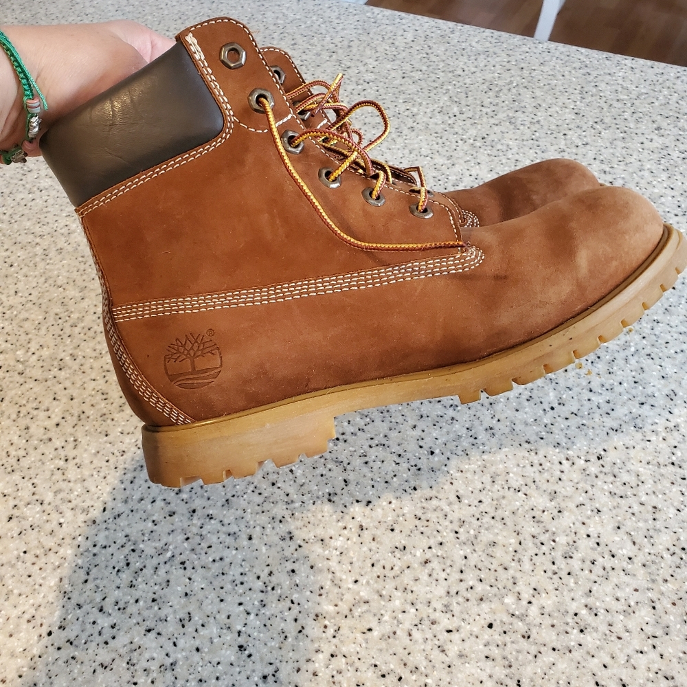 Women's timberland  sizes 10w